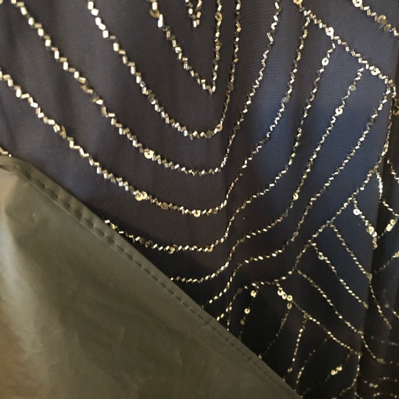 Adrianna Papell worn once. From Bloomingdale’s - Picture 7 of 7